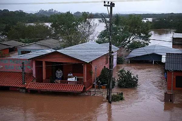 video-inundatii-catastrofale-in-sudul-braziliei-bilantul-provizoriu-este-de-31-de-morti.webp