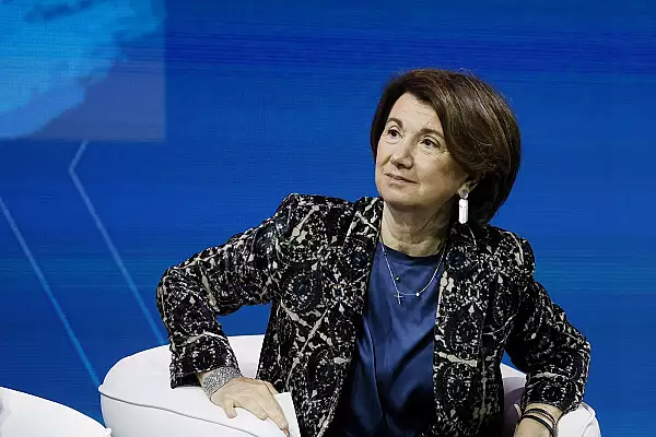 VIDEO Ministra familiei din Italia, huiduita in timpul unei conferinte, din cauza pozitiei sale cu privire la avort