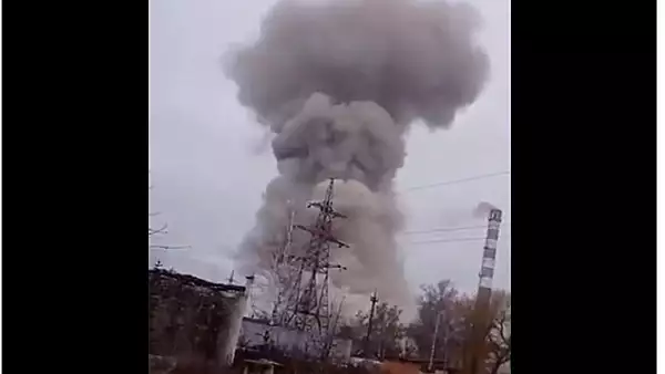 VIDEO Rusii isi intetesc ATACURILE! O centrala termica din Akhtyrka, lovita de o bomba