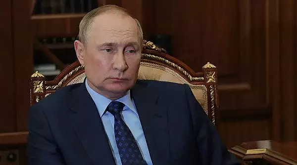 Vladimir Putin da ordine tactice direct generalilor din Ucraina