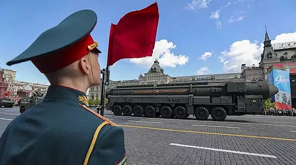 Vladimir Putin scoate armele nucleare la parada, de Ziua Victoriei. Presedintele rus sarbatoreste alaturi de lideri din Cuba, Laos si Guineea Bissau