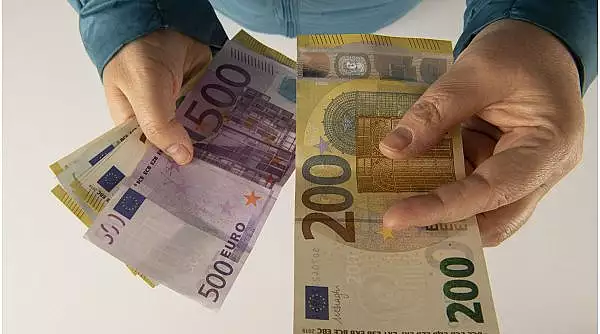 Vouchere de 5000 de euro, sprijin de la AJOFM. Care sunt conditiile 