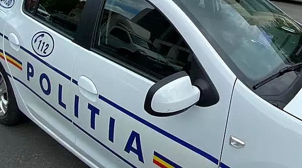 Zeci de masini, vandalizate de doi minori, in Galati. Proprietarii au avut parte de "o surprinza" teribila