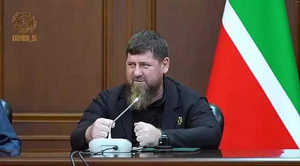 zeci-de-persoane-rapite-in-cecenia-dupa-incendierea-unei-masini-inscriptionate-cu-porecla-unuia-dintre-fiii-lui-ramzan-kadirov.webp